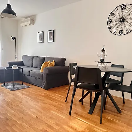 Apartment Vita 公寓 马卡尔斯卡